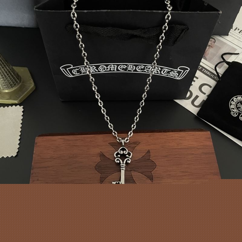 Ch**me He**ts necklaces